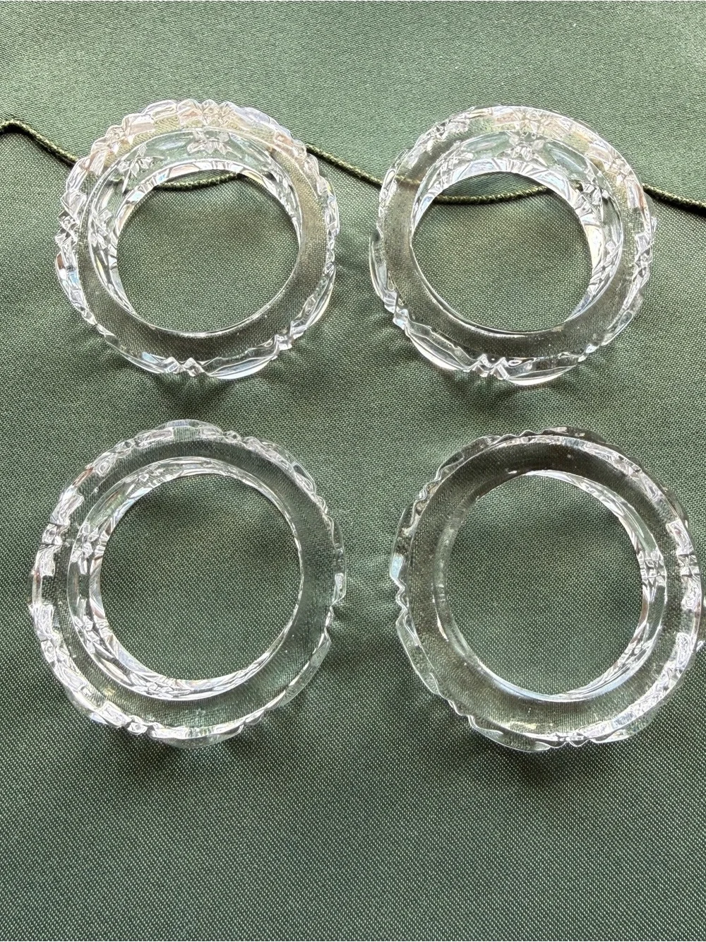 Clear Crystal-Effect Napkin Rings - Set of 4
